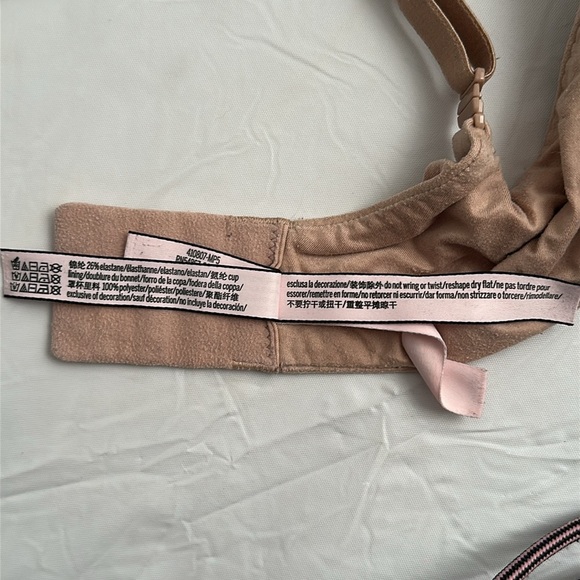 Victoria’s Secret Body by Victoria lined perfect coverage nude bra - Picture 8 of 8